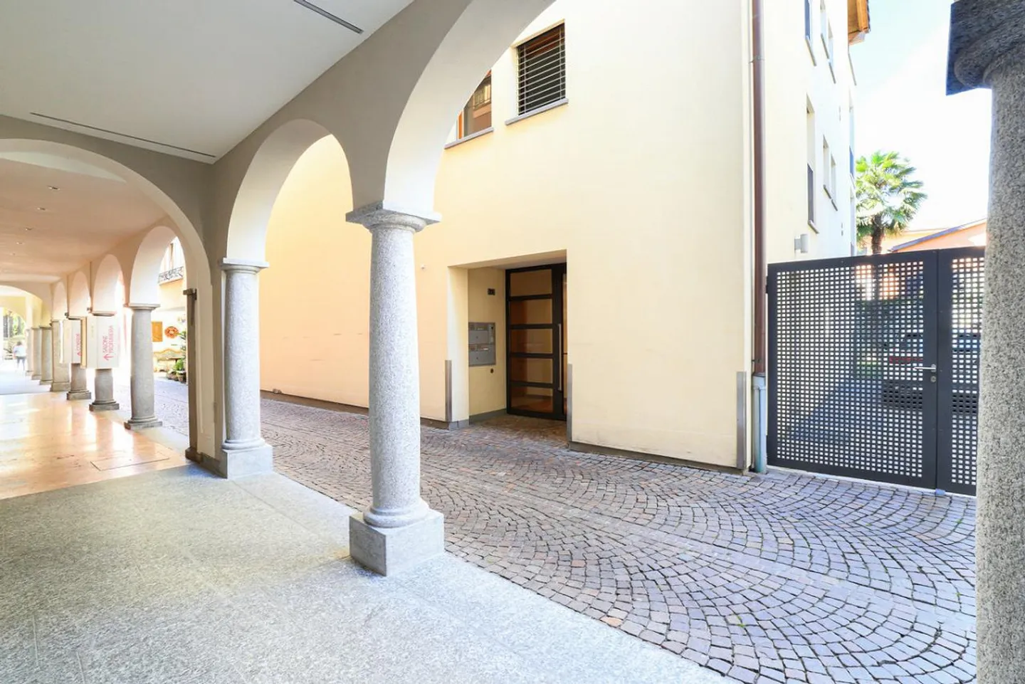 Hideaway - Photo 10 of 10