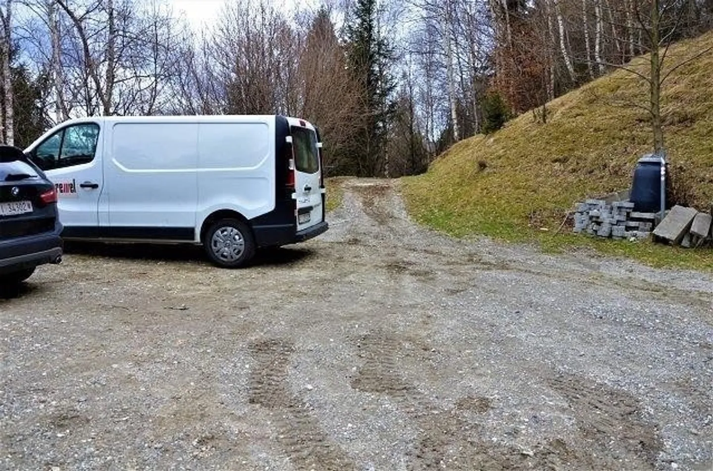 Due rustici parzialmente ristrutturati con giardino - Foto 23 di 27