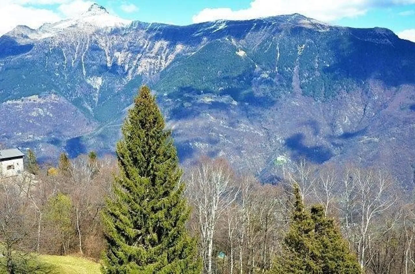 Due rustici parzialmente ristrutturati con giardino - Foto 20 di 27