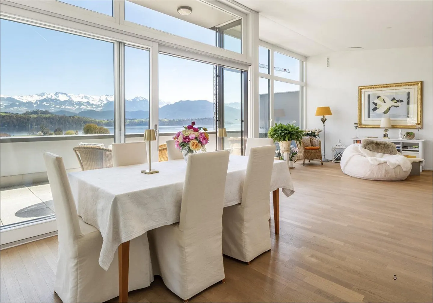 Appartamento esclusivo con vista spettacolare sul lago e sulle montagne - Foto 2 di 16