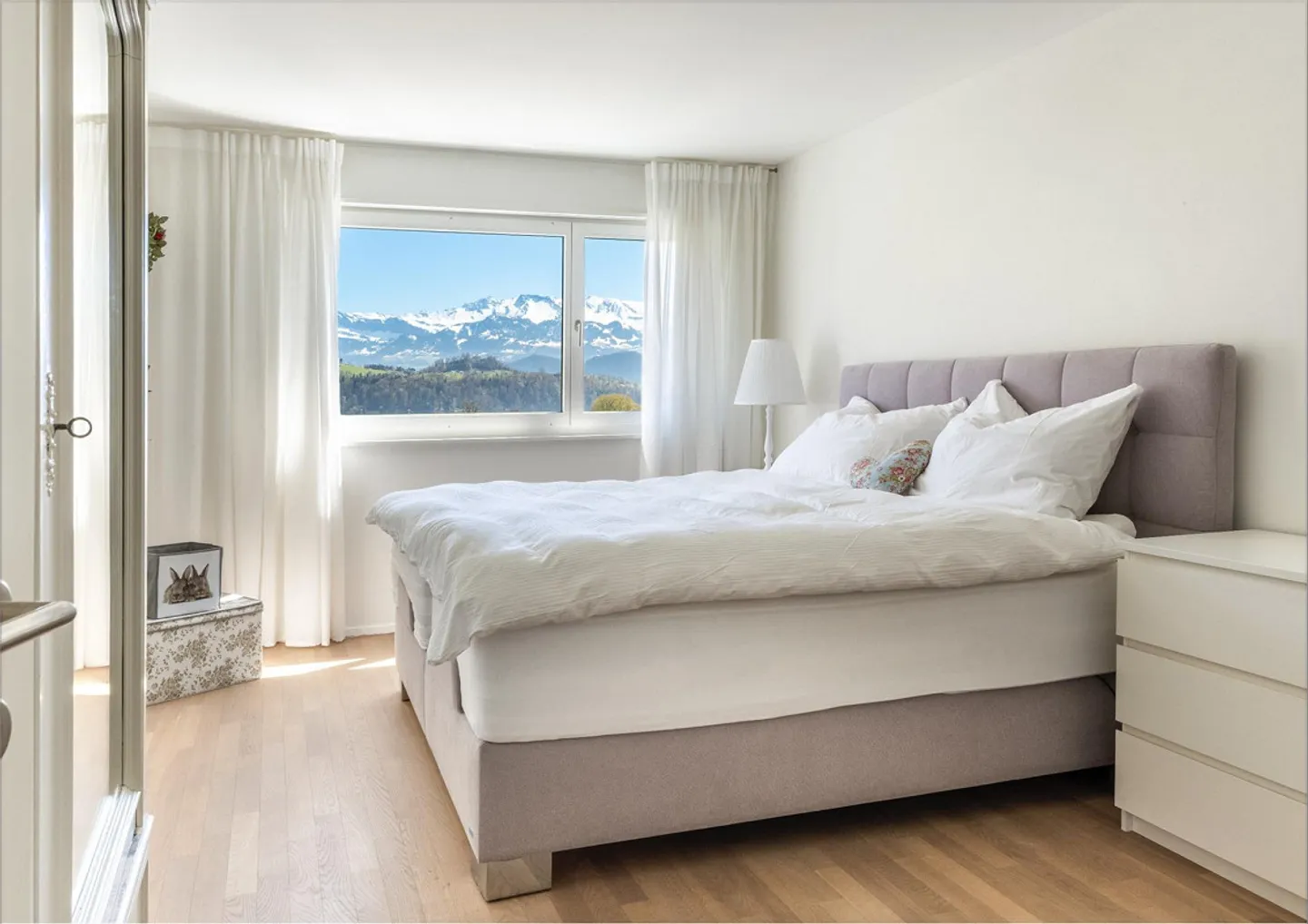 Appartamento esclusivo con vista spettacolare sul lago e sulle montagne - Foto 12 di 16