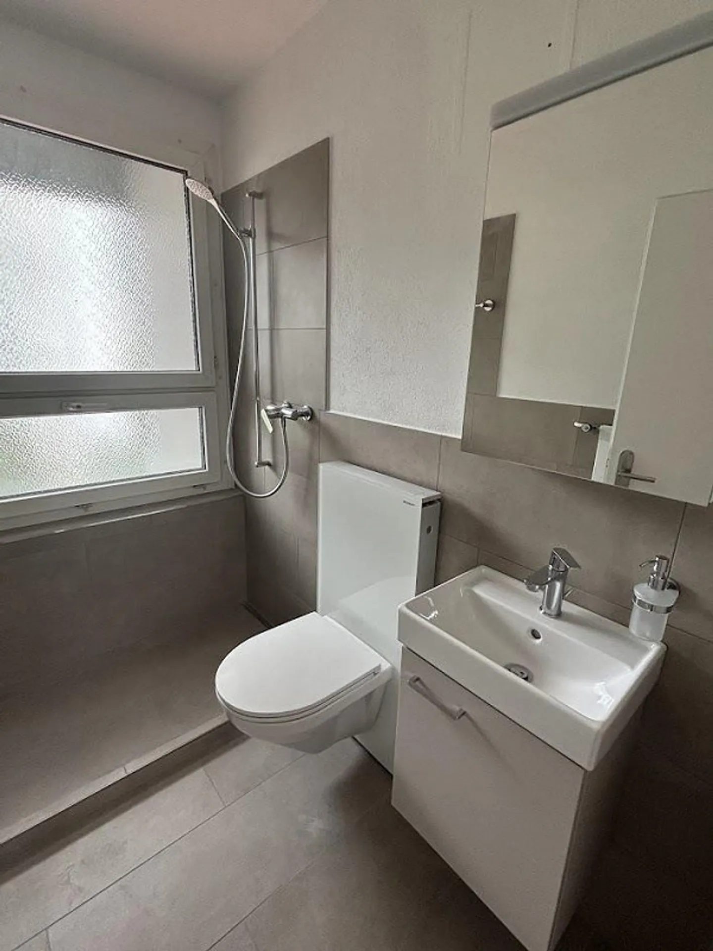 Appartamento 5 1/2 locali 140 m2 al 6° piano - Foto 7 di 11