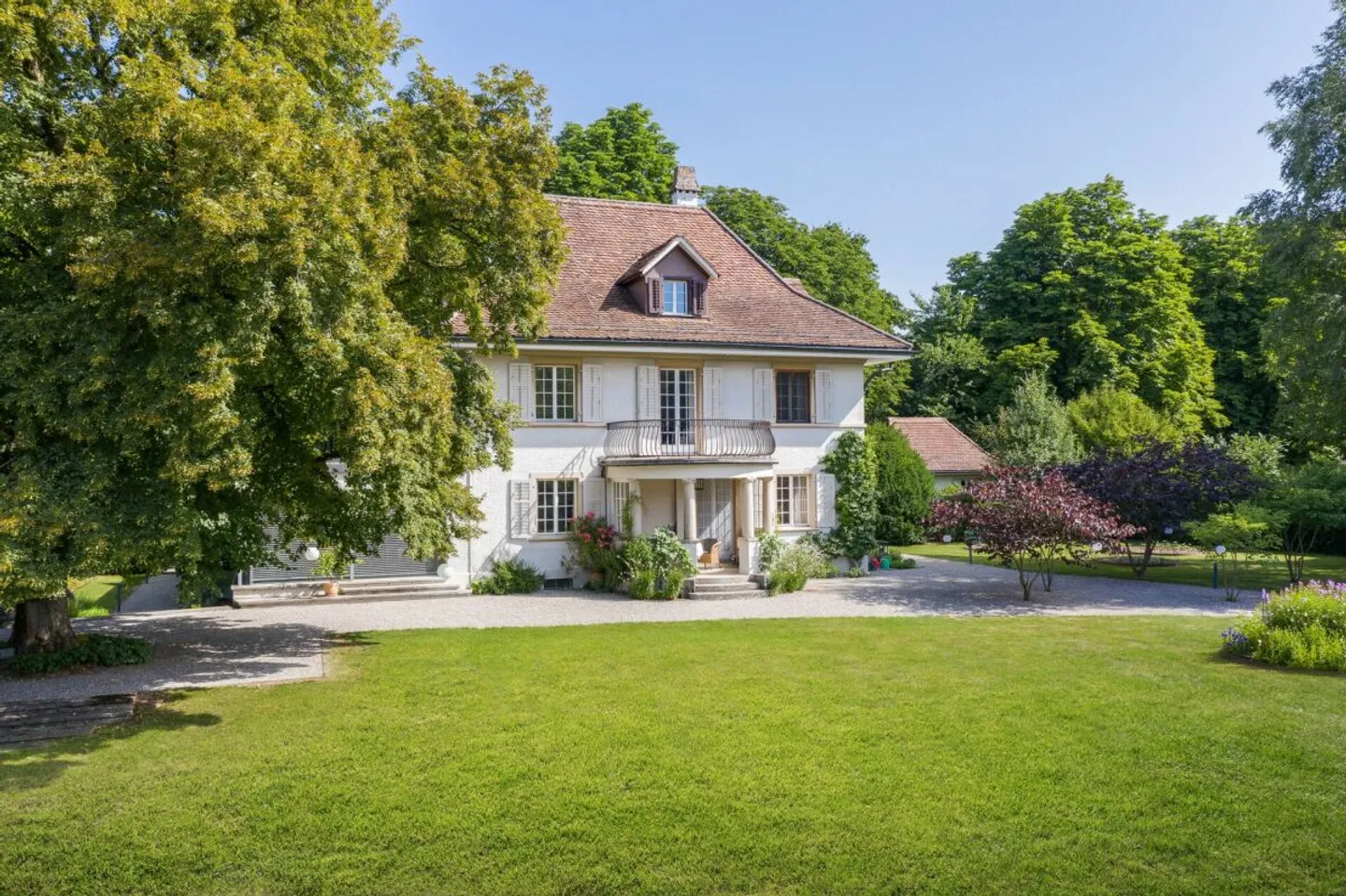 EQUESTRIAN PROPERTY WITH VILLA, HALL AND NEW SAND ARENA - Photo 6 of 18