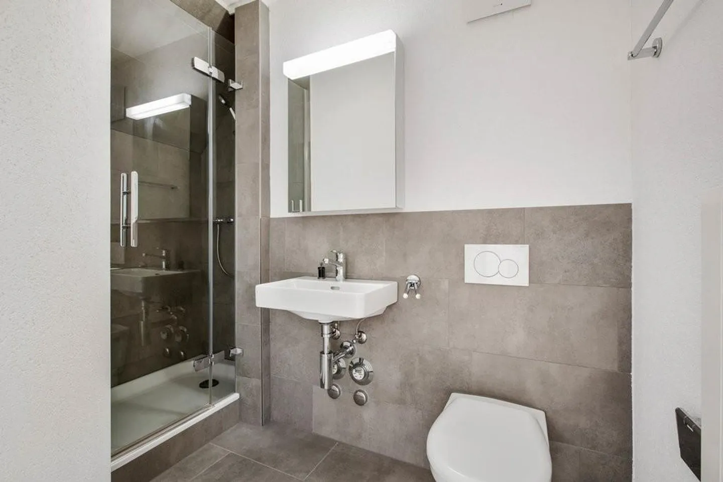 Charming and modern maisonette apartment in the east of the city - Photo 5 of 9