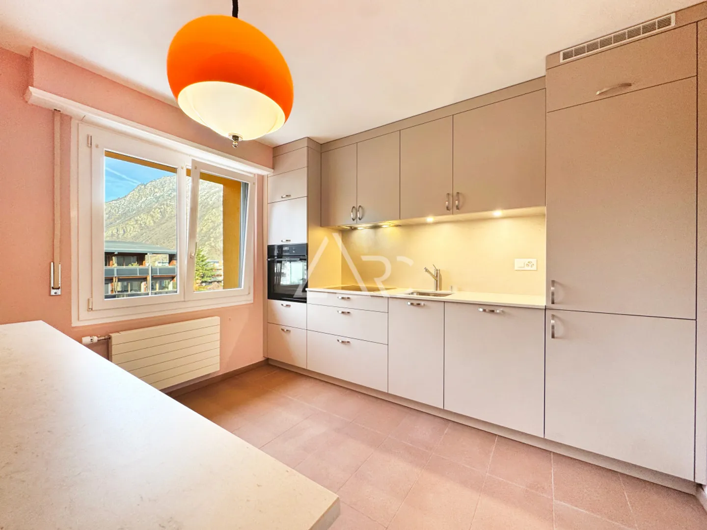 Appartamento 4.5 stanze - Foto 2 di 6