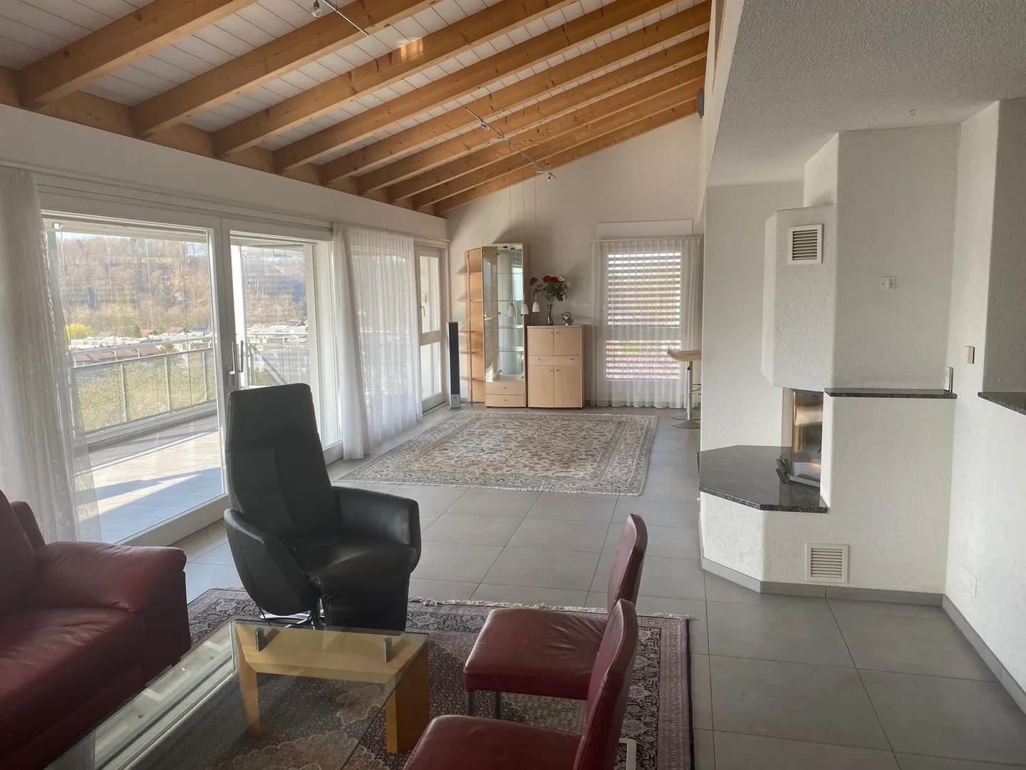 Penthouse exclusif de 5,5 pièces avec vue imprenable - Photo 2 sur 31