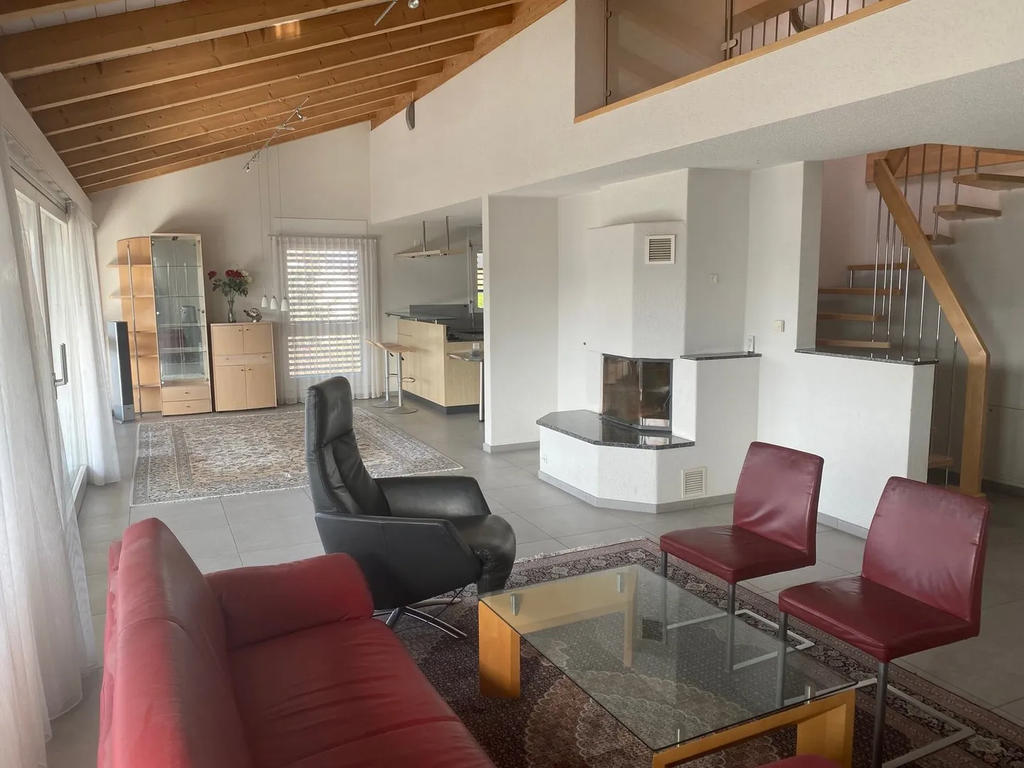 Penthouse exclusif de 5,5 pièces avec vue imprenable - Photo 3 sur 31