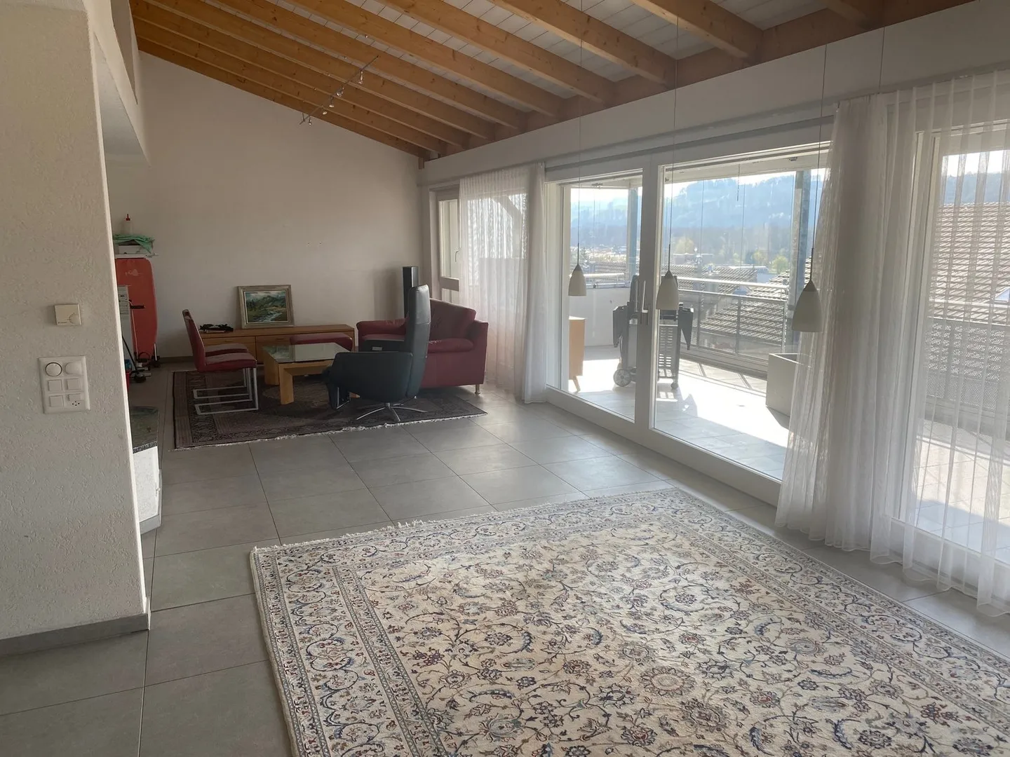 Penthouse exclusif de 5,5 pièces avec vue imprenable - Photo 4 sur 31