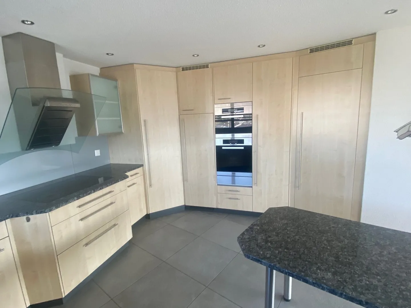 Penthouse exclusif de 5,5 pièces avec vue imprenable - Photo 9 sur 31