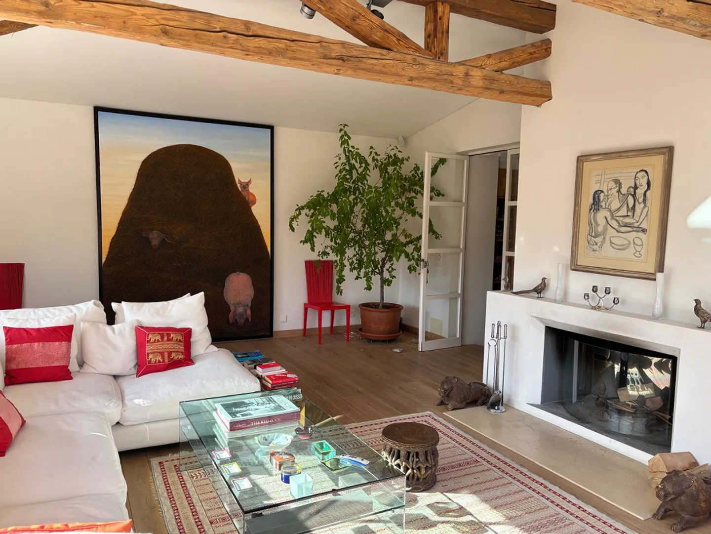Charming Apartment in Swiss Village - Photo 4 of 13