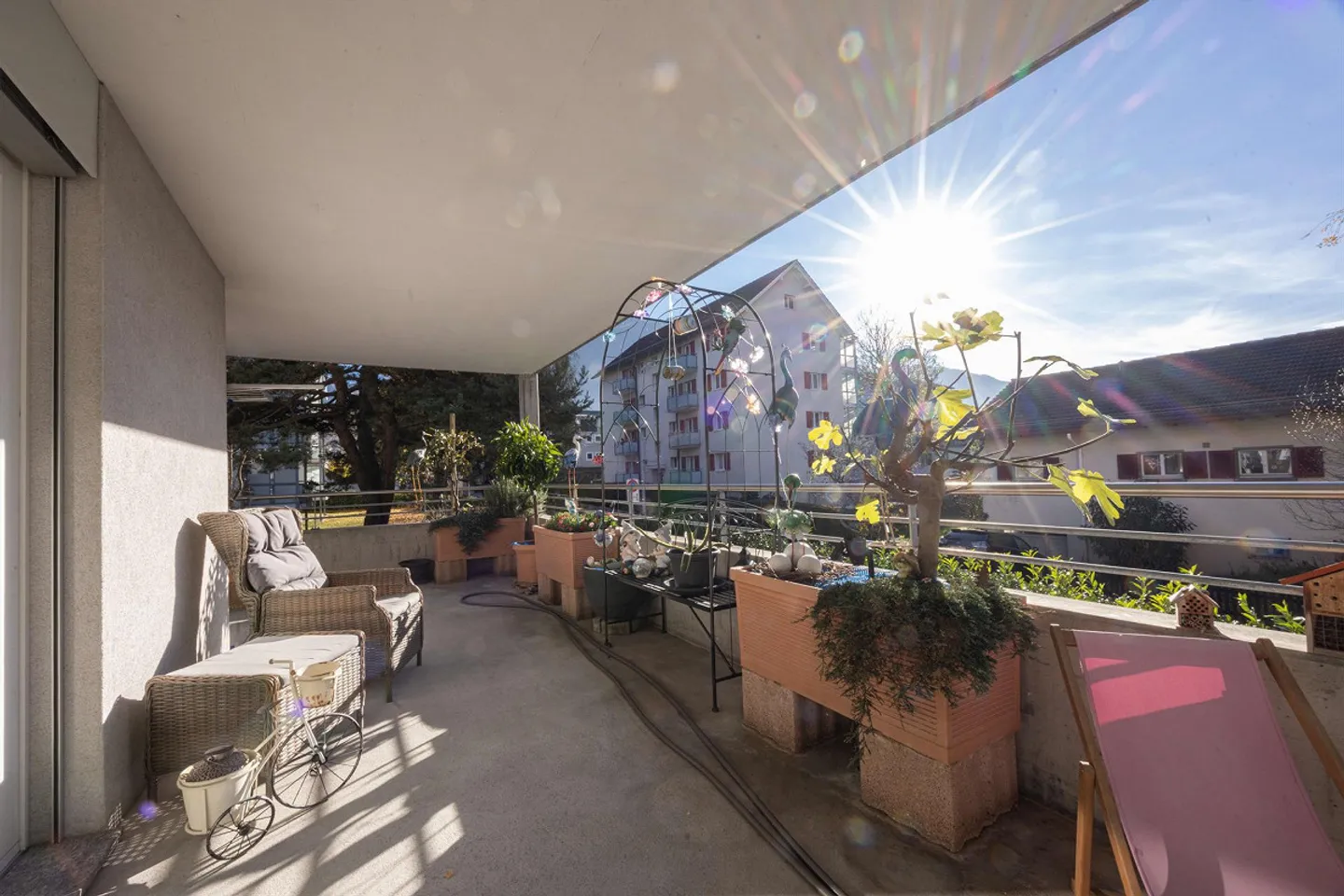 5 1/2-room apartment with large balcony and plenty of sun - Photo 2 of 14