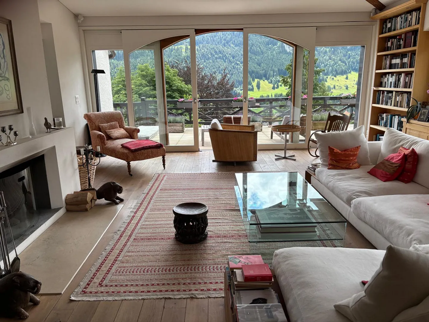 Charming Apartment in Swiss Village - Photo 5 of 13