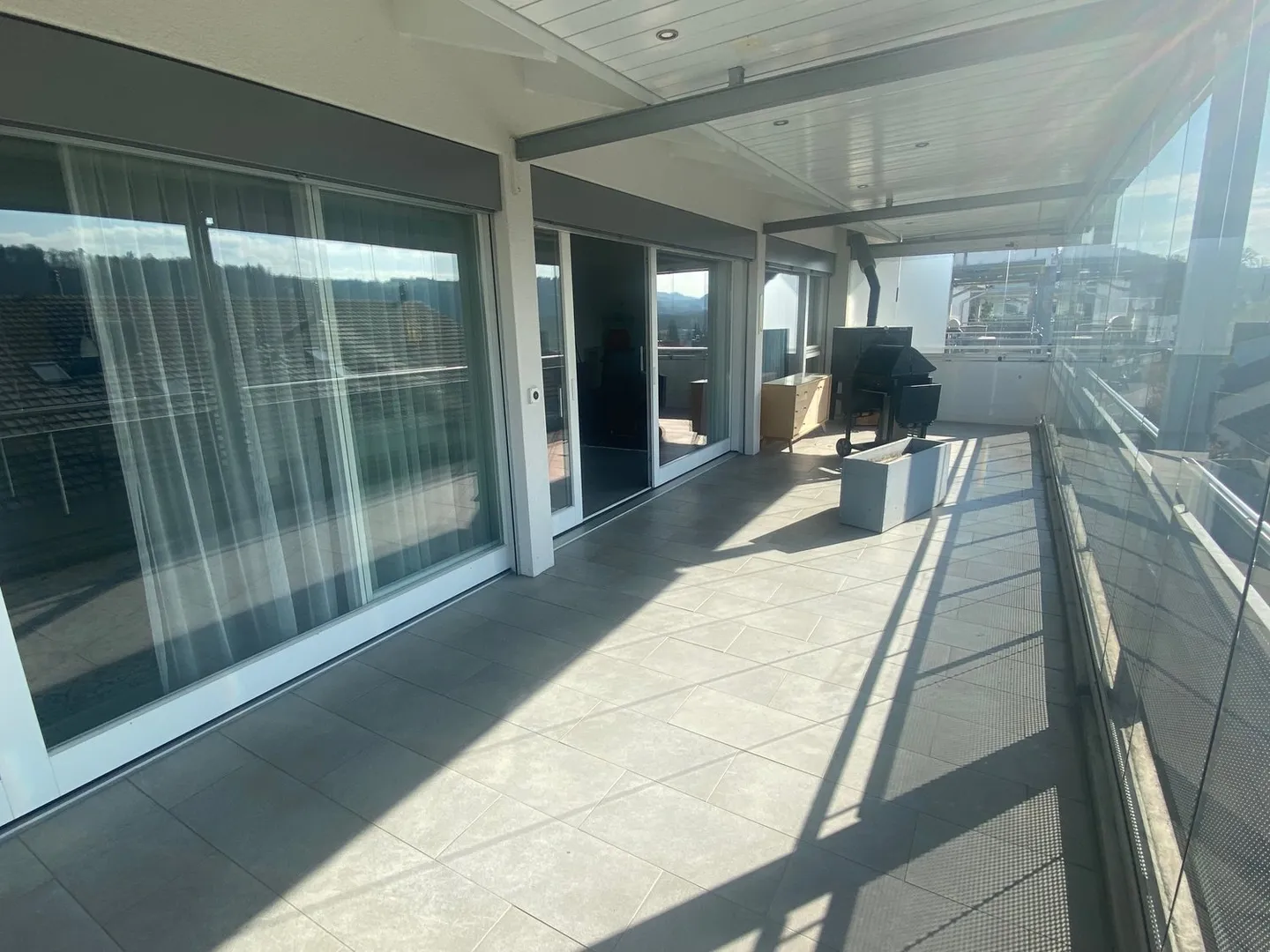 Penthouse exclusif de 5,5 pièces avec vue imprenable - Photo 12 sur 31