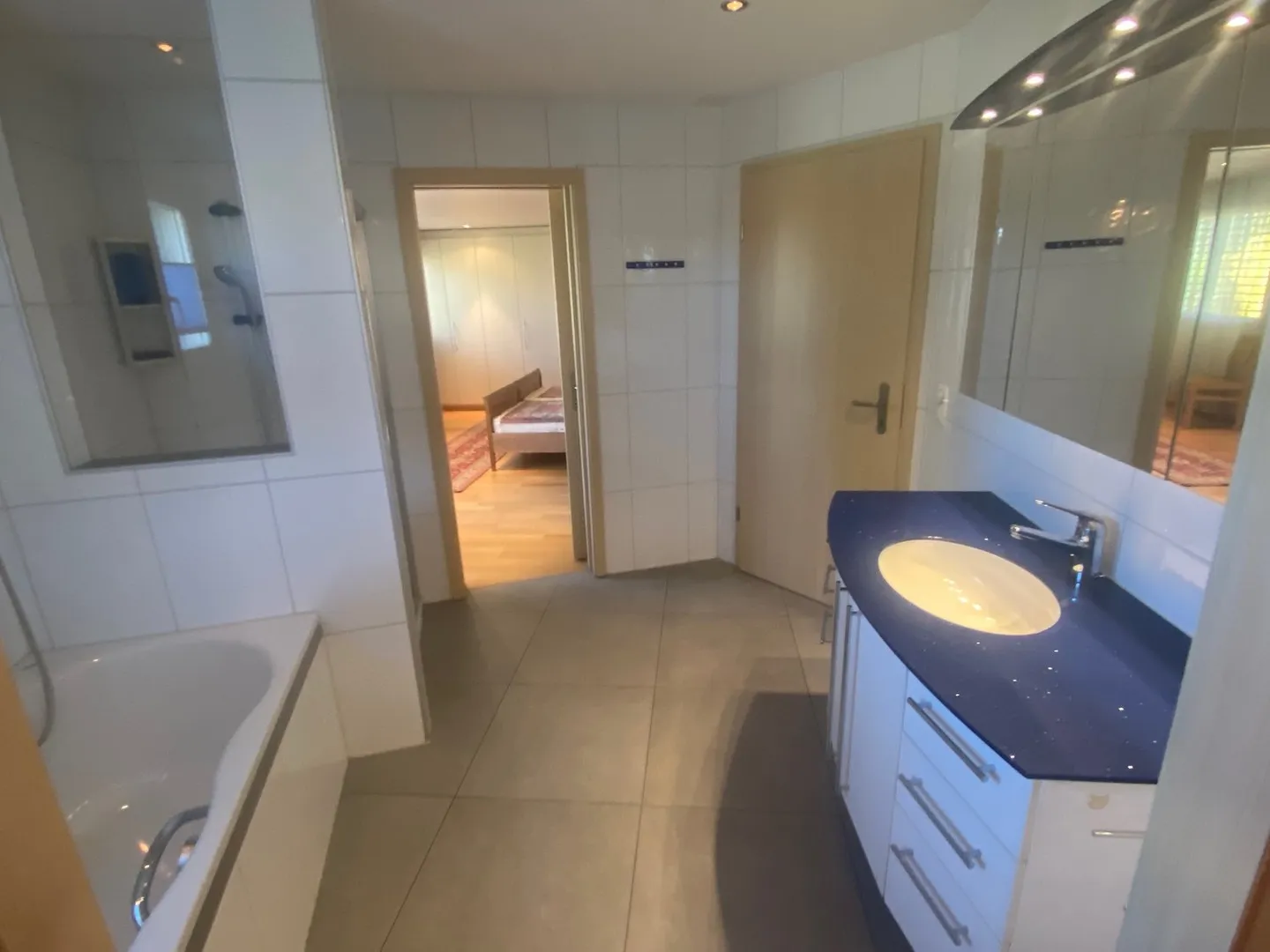 Penthouse exclusif de 5,5 pièces avec vue imprenable - Photo 18 sur 31