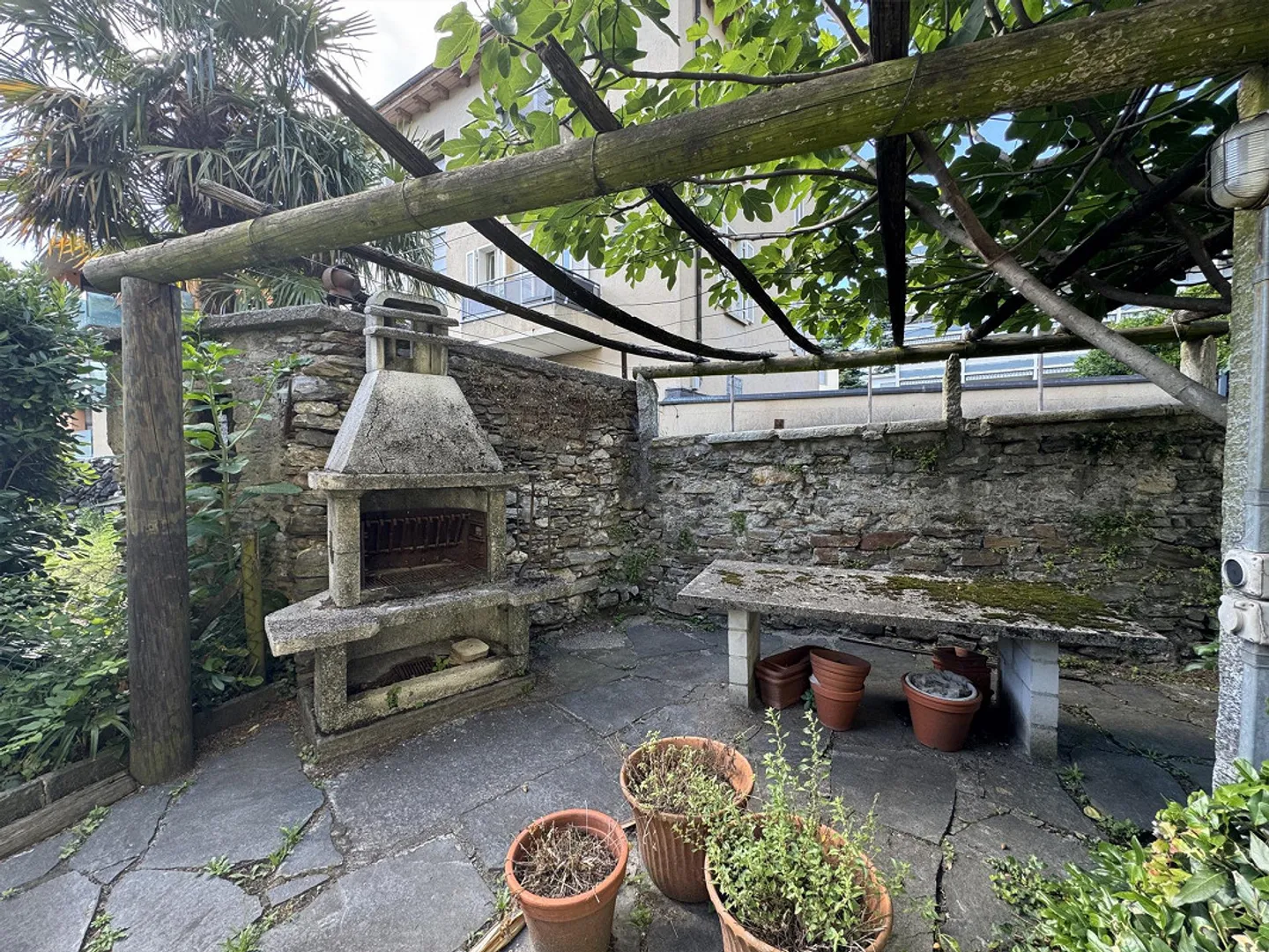 UNMISSABLE OPPORTUNITY IN GIUBIASCO - Photo 2 of 13
