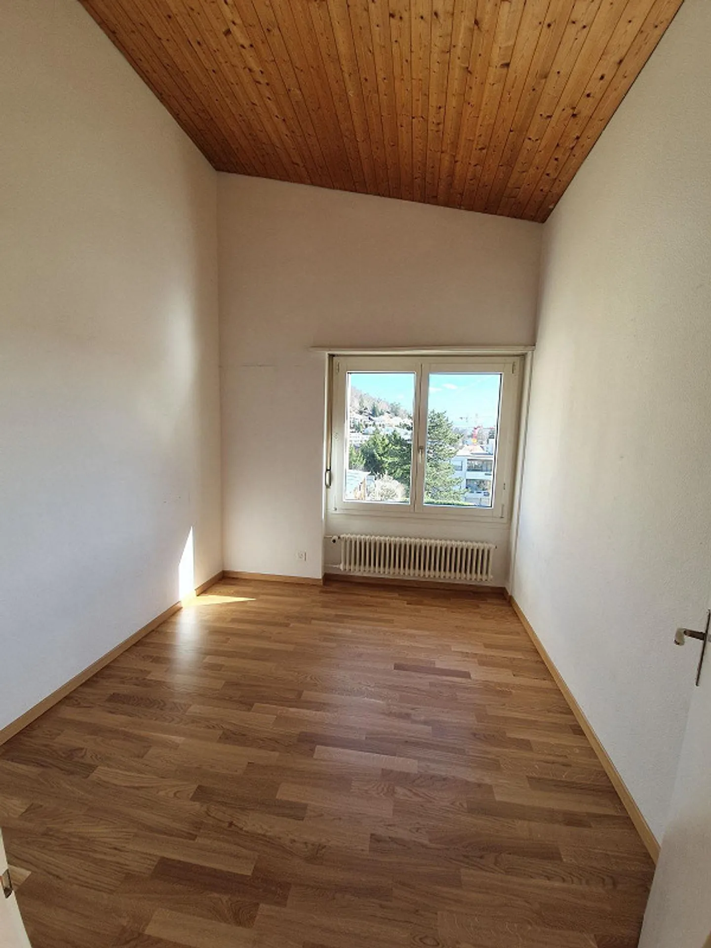 Appartamento in affitto - Foto 5 di 9