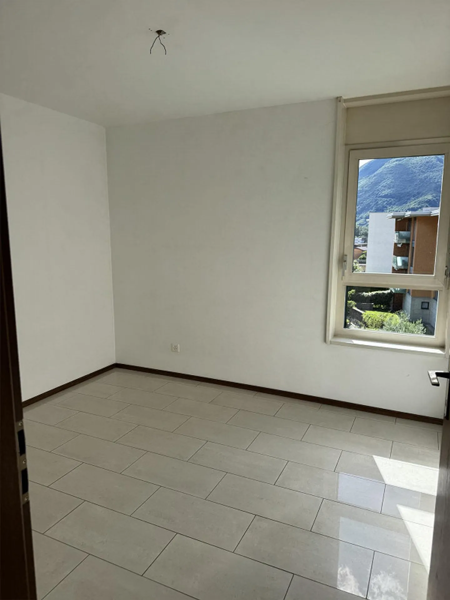 UNMISSABLE OPPORTUNITY IN GIUBIASCO - Photo 9 of 13