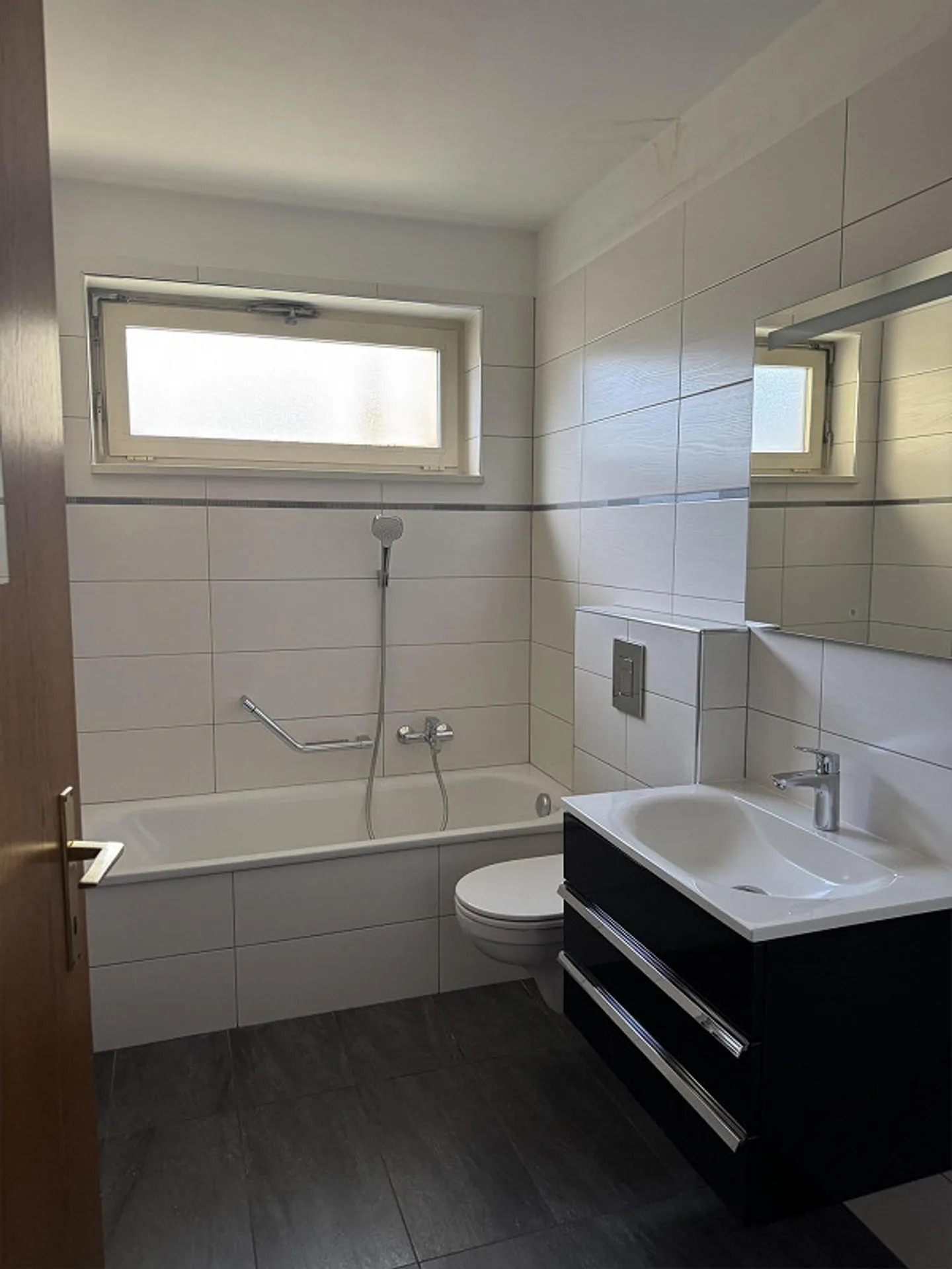 UNMISSABLE OPPORTUNITY IN GIUBIASCO - Photo 11 of 13