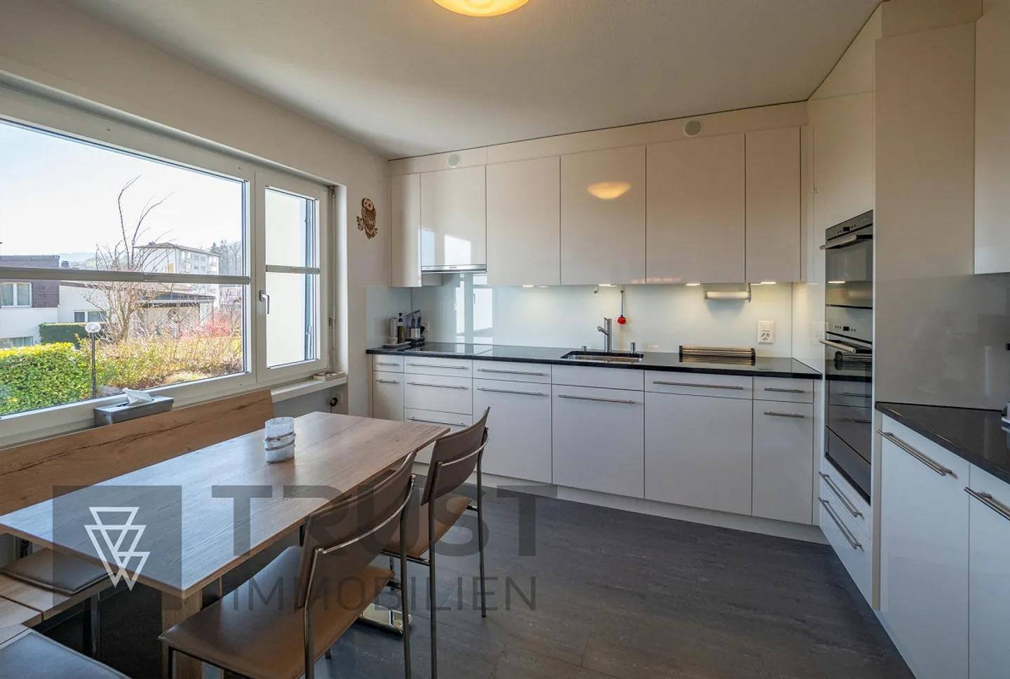 The Eagle's Nest - Photo 7 of 12