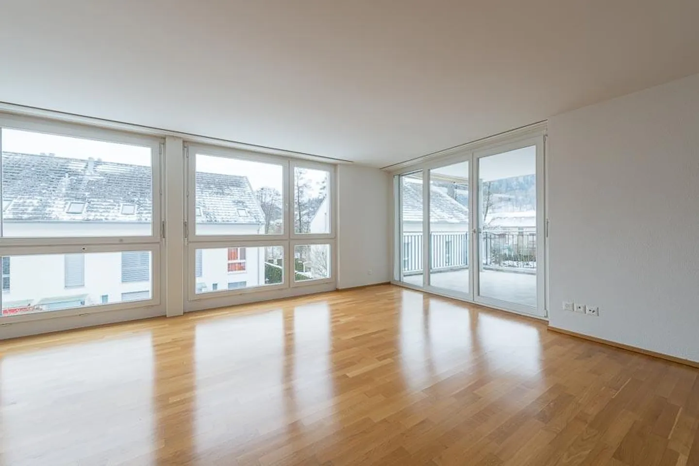 Ampio appartamento di 4,5 locali a Embrach - Foto 5 di 8