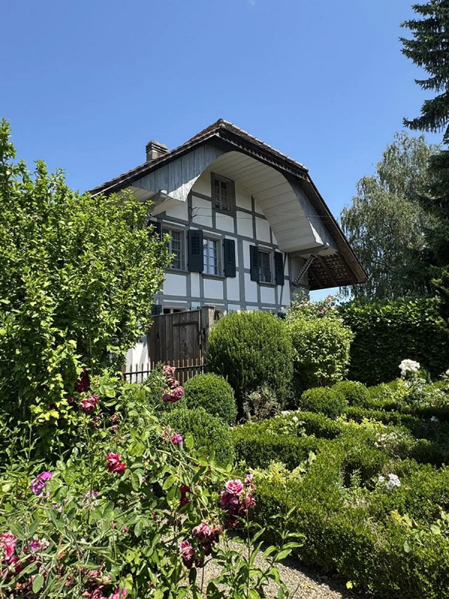 Wunderbares Rieghaus mit grossem Grundstück - Foto 2 von 13