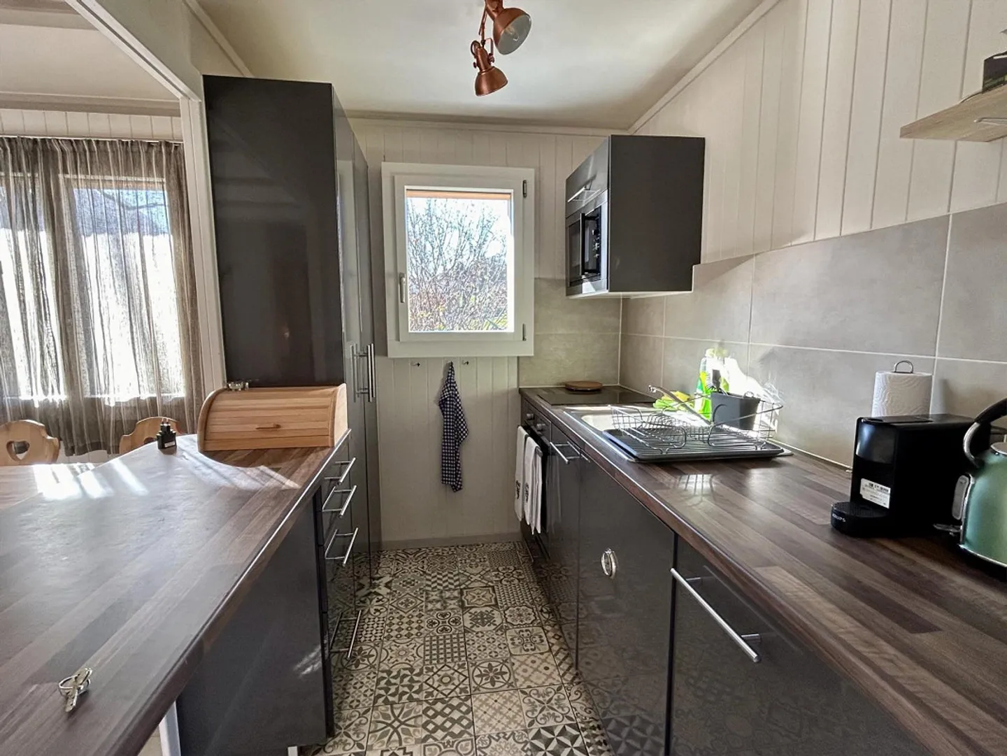 Gemütliches, freistehendes Zweitwohnsitz-Chalet im Dorf Rougemont - Foto 3 von 13