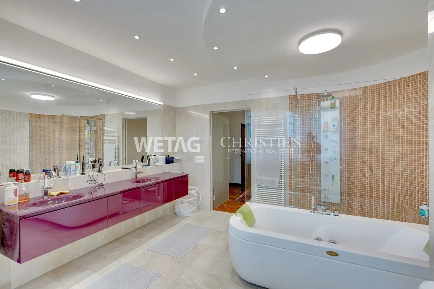 Elegant villa for sale in Lugano-Vezia with indoor pool & Grottino... - Photo 7 of 13