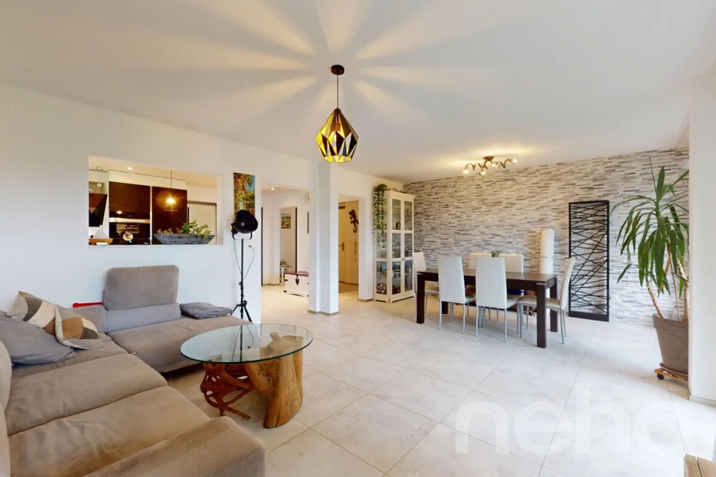 Appartement à vendre - Photo 2 sur 13