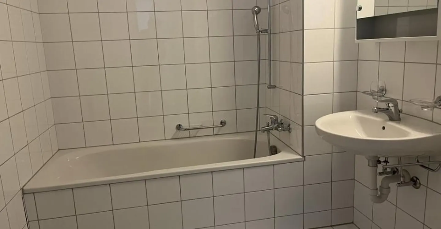 Helle Wohnung mit angenehmem Wohnkomfort - Foto 6 von 8
