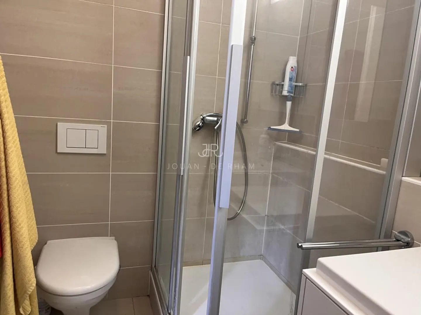 Appartement spacieux avec vue lac - Photo 7 sur 12