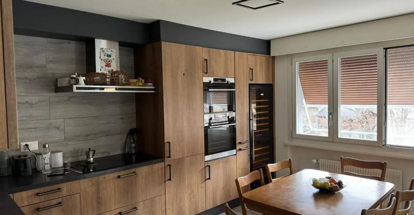 Appartement rénové à Sierre - Photo 3 sur 8