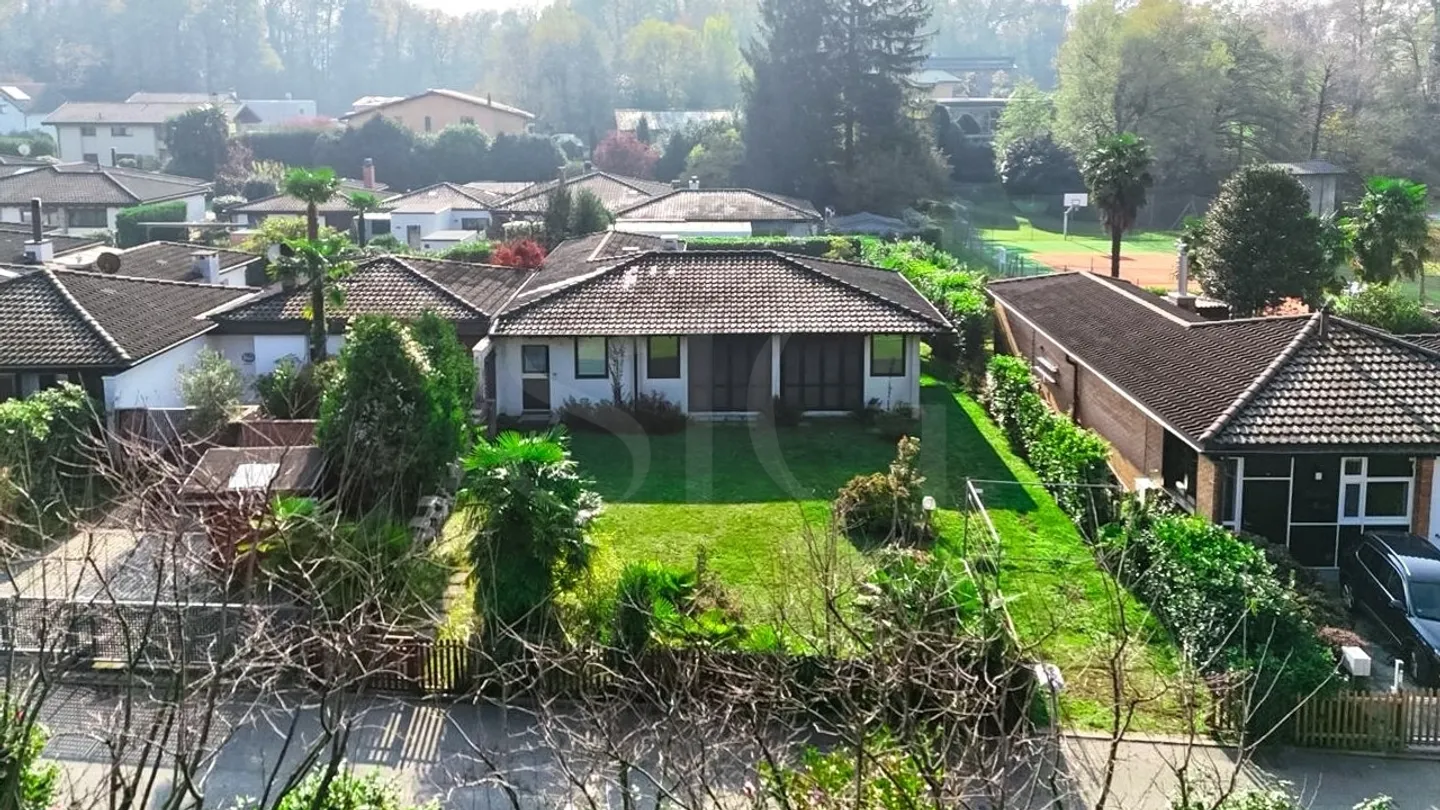 Building plot with approved project - Photo 2 of 10