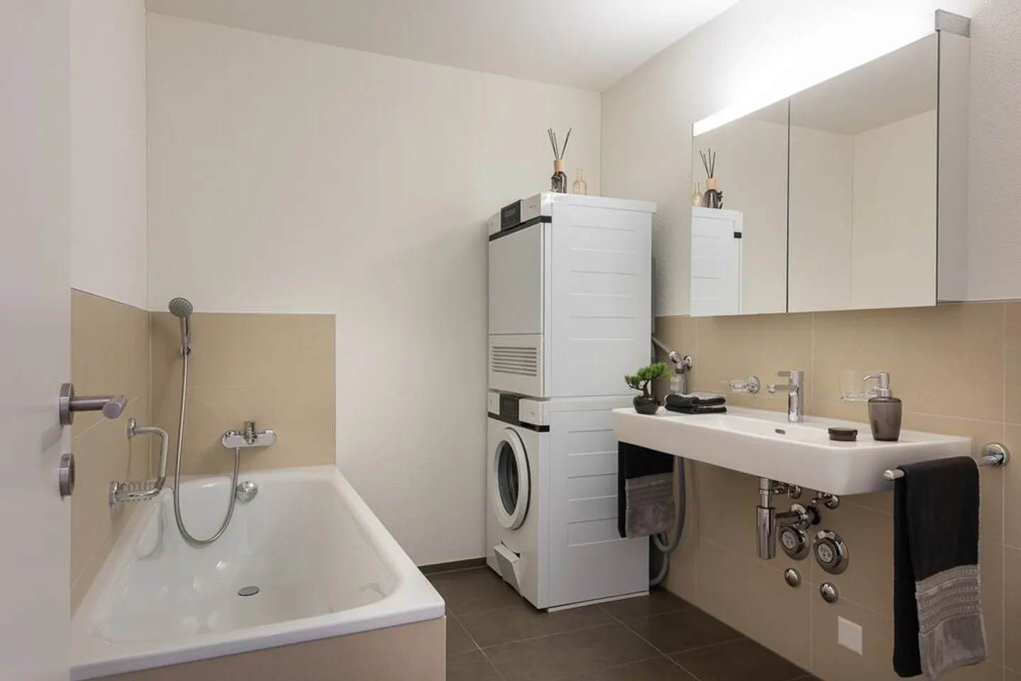 Residential Paradise for Families - Photo 10 of 10