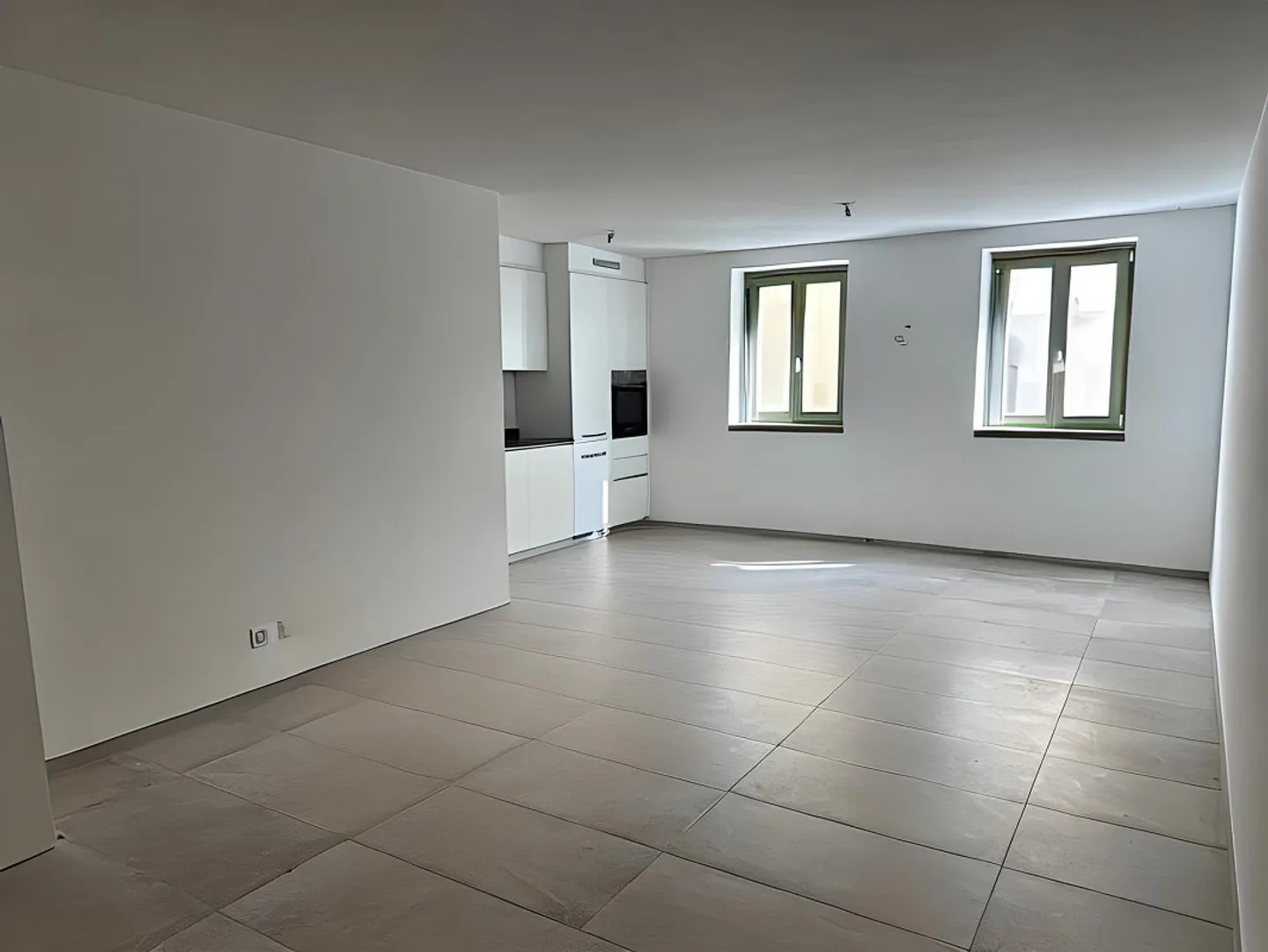 Elegante Bilocale con Doppio Ingresso nel Nucleo di Breganzona - Foto 2 di 6