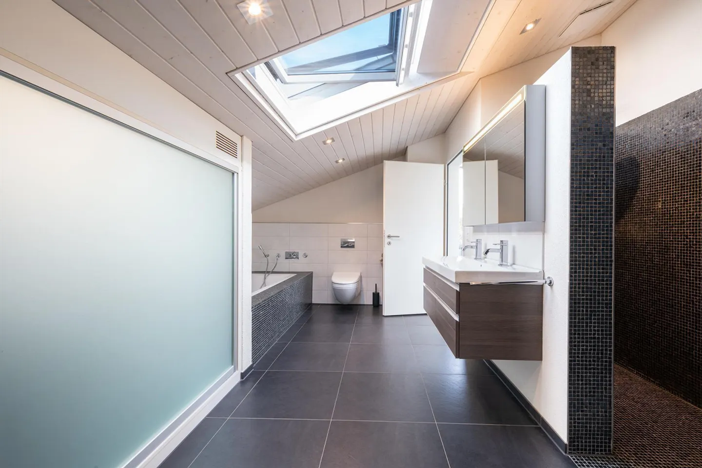 Votre place de loge au-dessus du Rontal – Maison de rêve avec vue - Photo 10 sur 15
