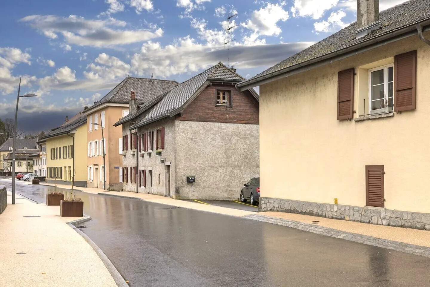 Authentic Village House - Two Renovated Duplexes - Rennaz - Photo 2 of 13