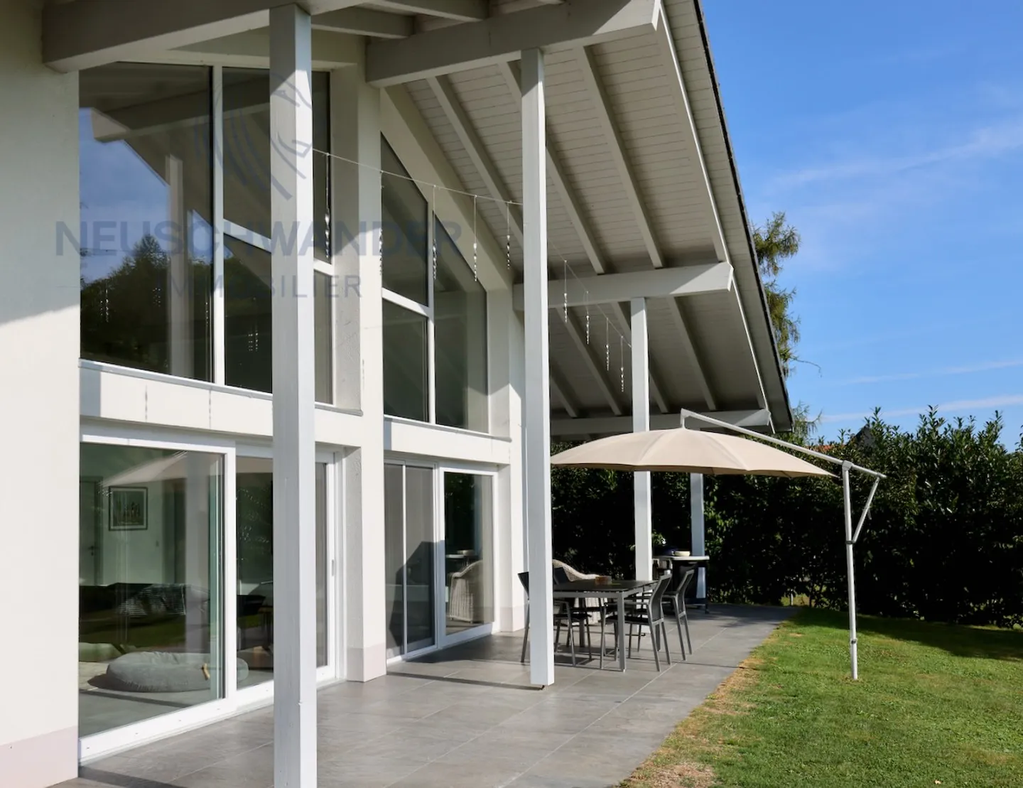 Villa for sale - Photo 2 of 13