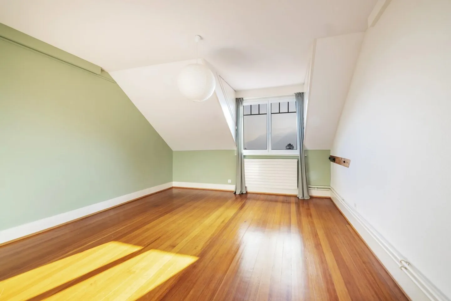 Splendido appartamento di 6,5 stanze all'ultimo piano con vista - Foto 11 di 13