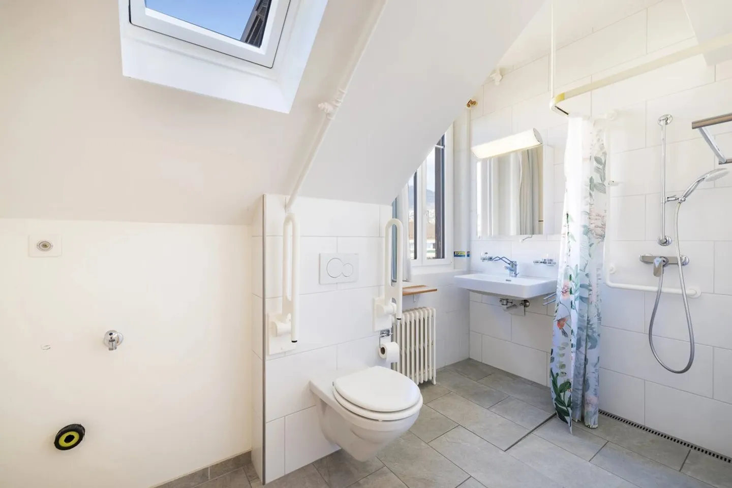 Splendido appartamento di 6,5 stanze all'ultimo piano con vista - Foto 12 di 13