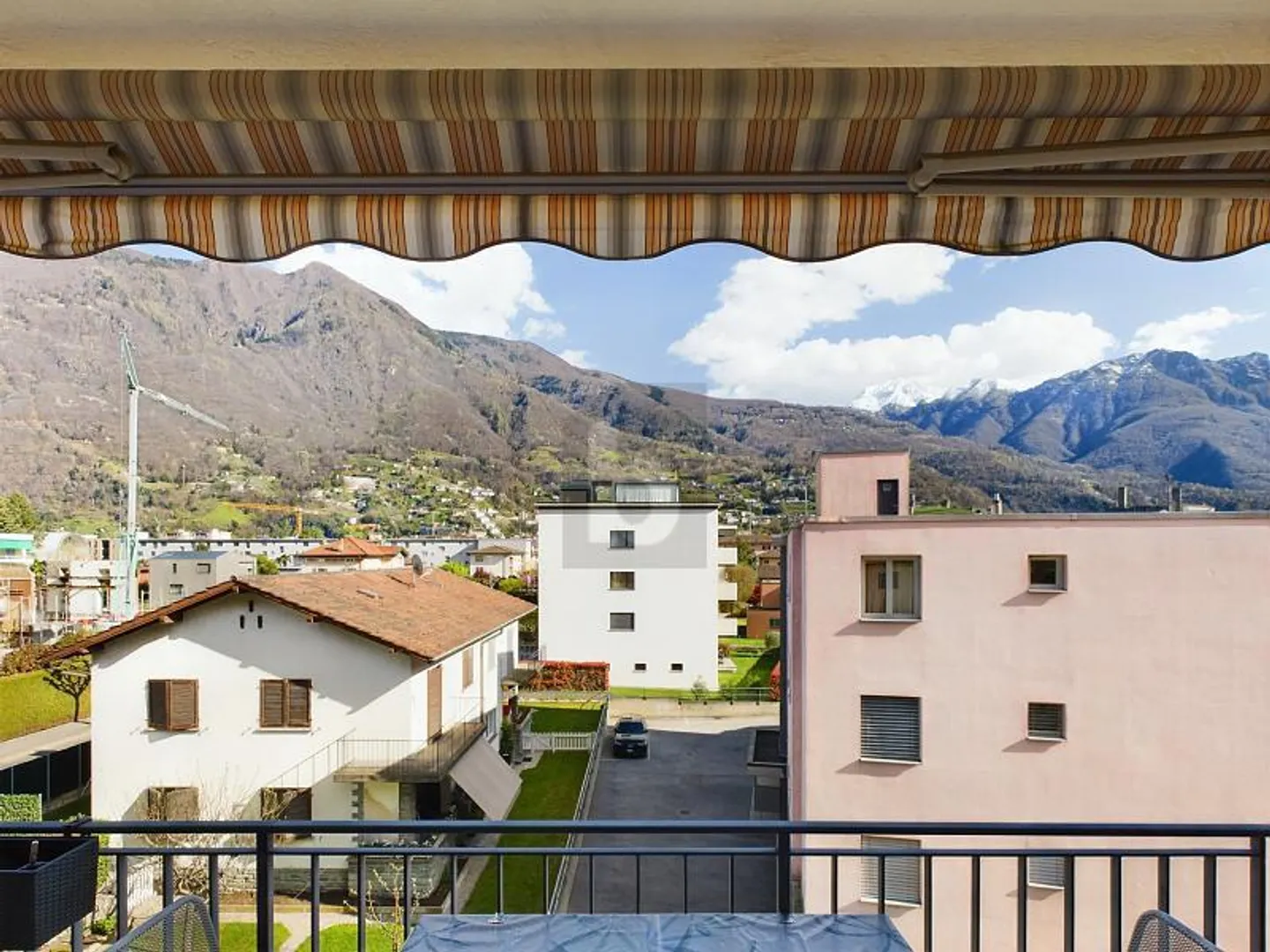 Appartamento in vendita - Foto 1 di 6