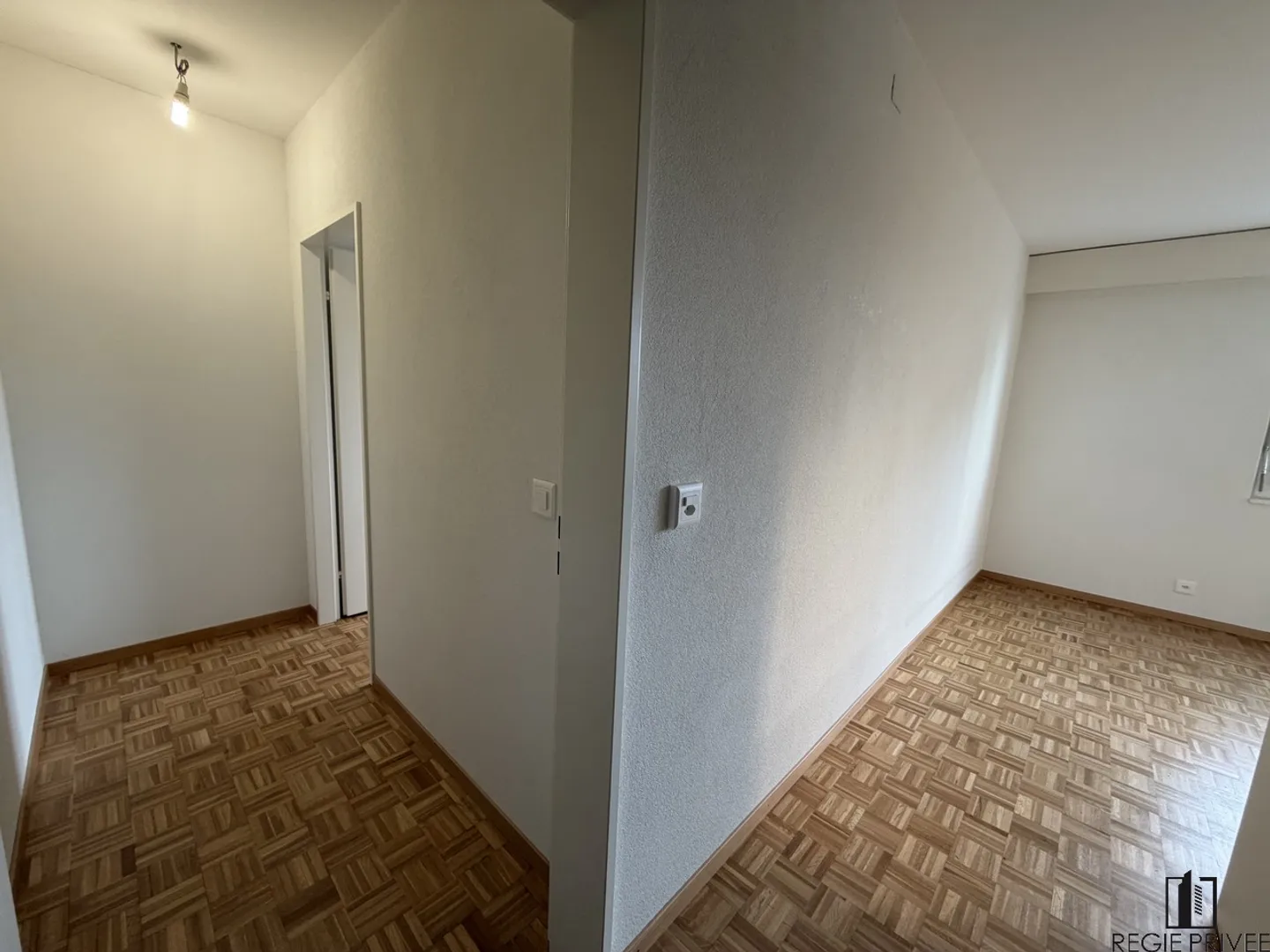 Beautiful fully renovated apartment in Morges - Photo 3 of 6