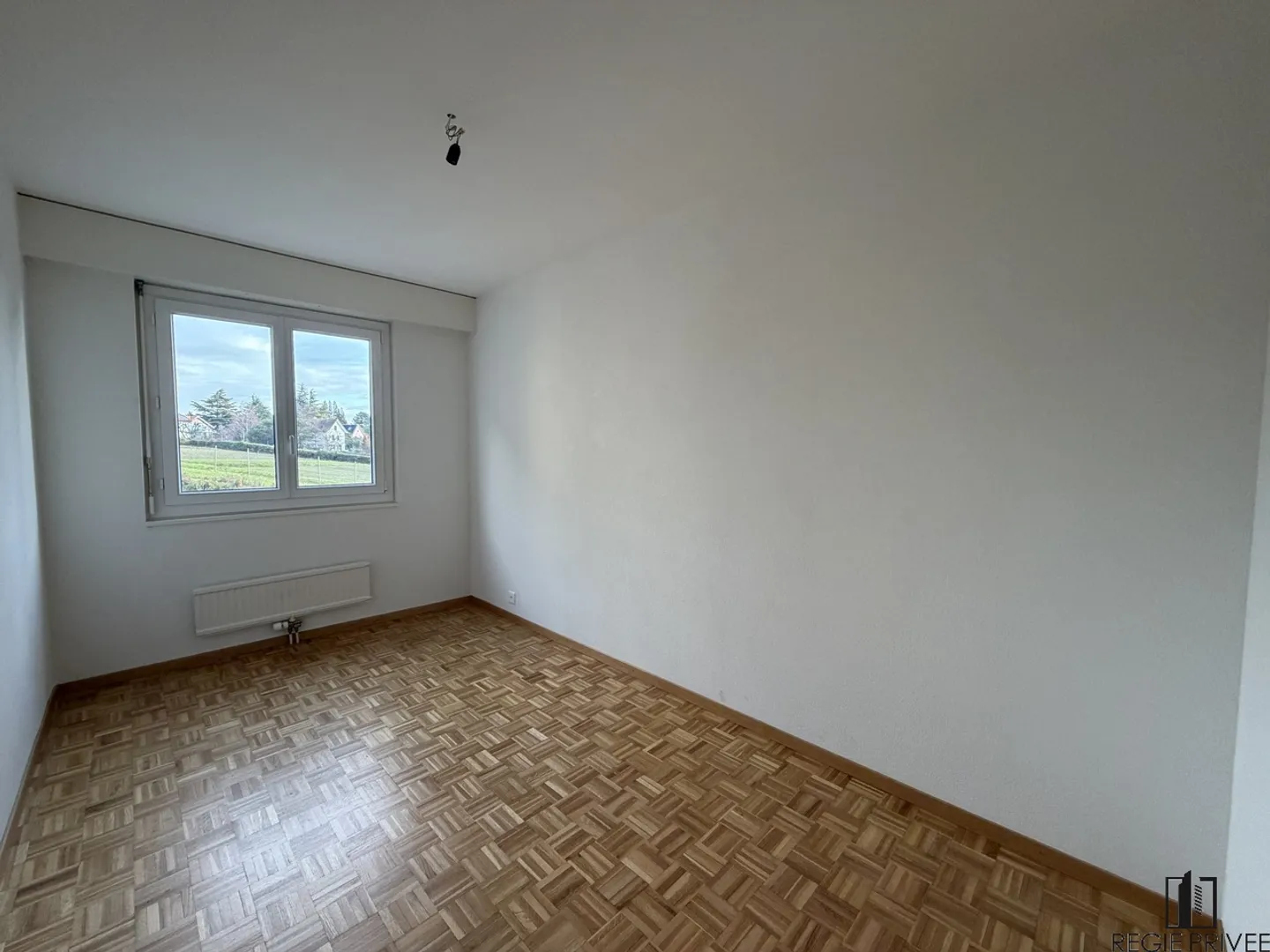 Beautiful fully renovated apartment in Morges - Photo 4 of 6