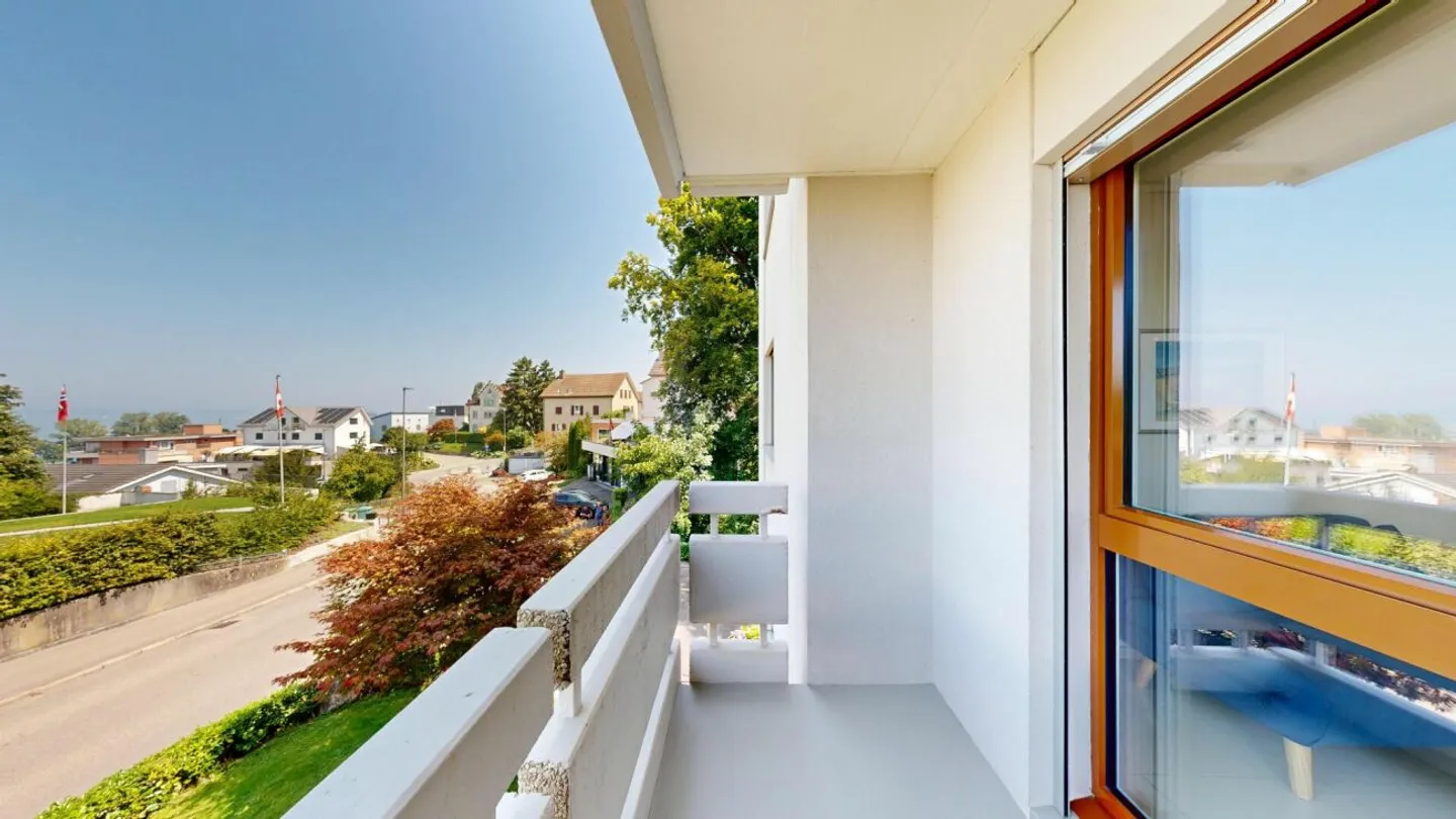 Appartamento modernizzato con vista lago - Foto 11 di 13