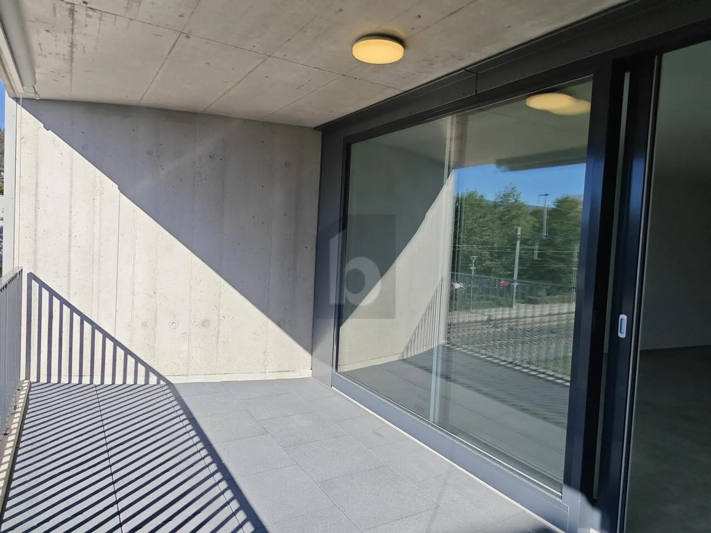 Modernes Apartment in Buchs ZH - Foto 1 von 6