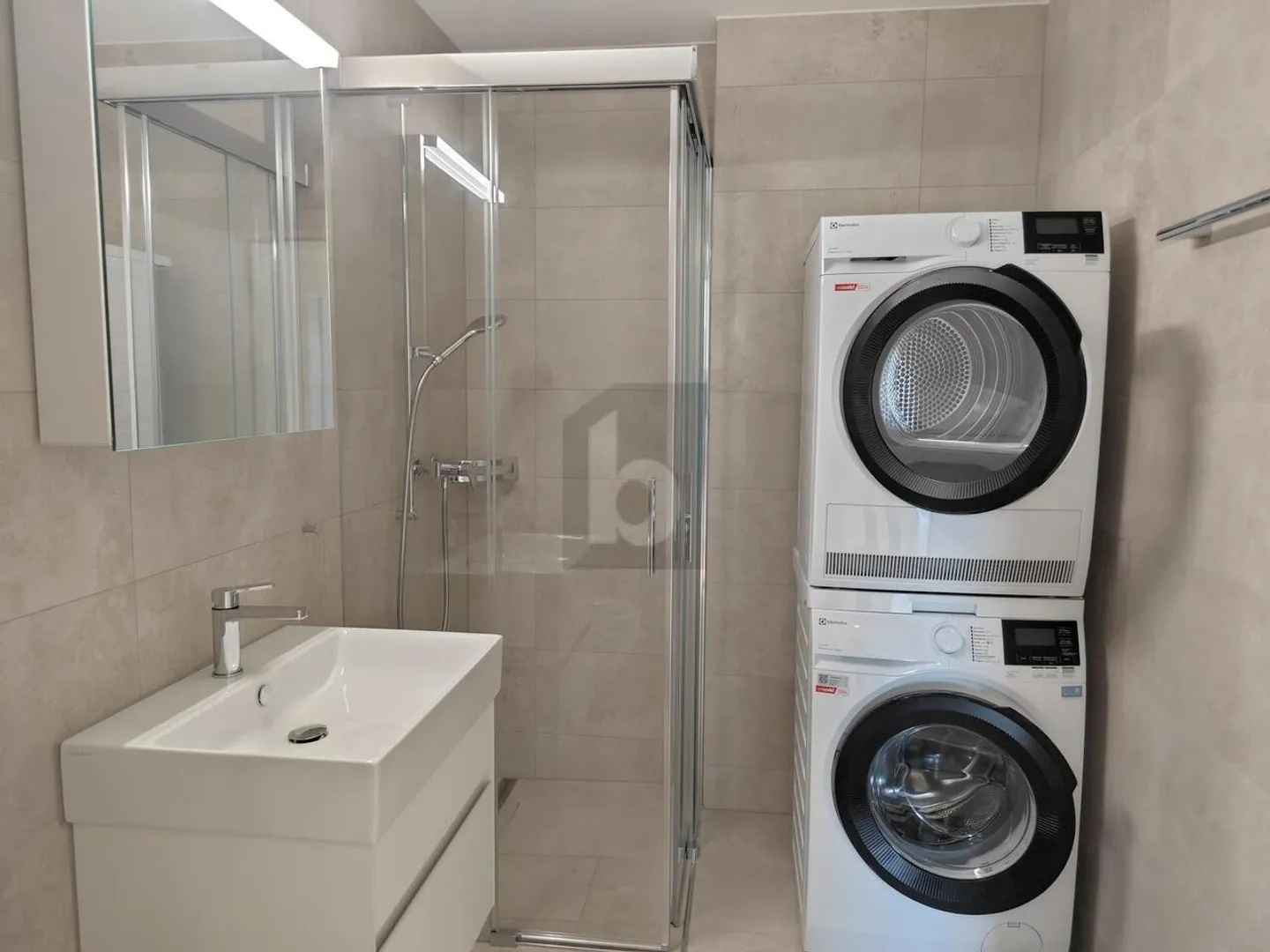 Modernes Apartment in Buchs ZH - Foto 5 von 6