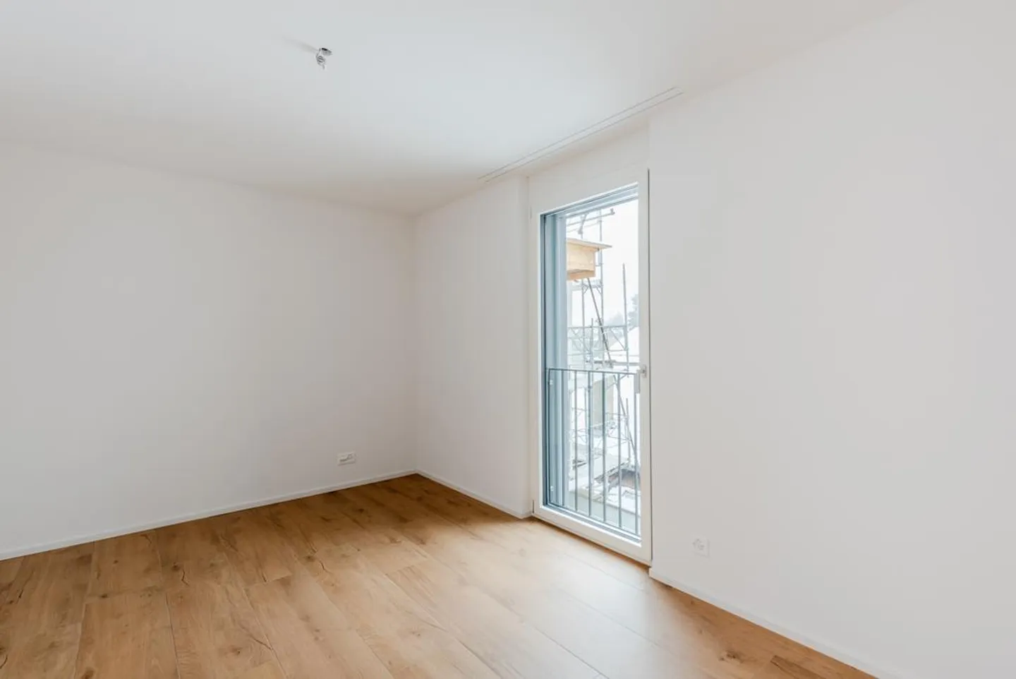 Appartamento accogliente di 3,5 stanze in affitto - Foto 7 di 9