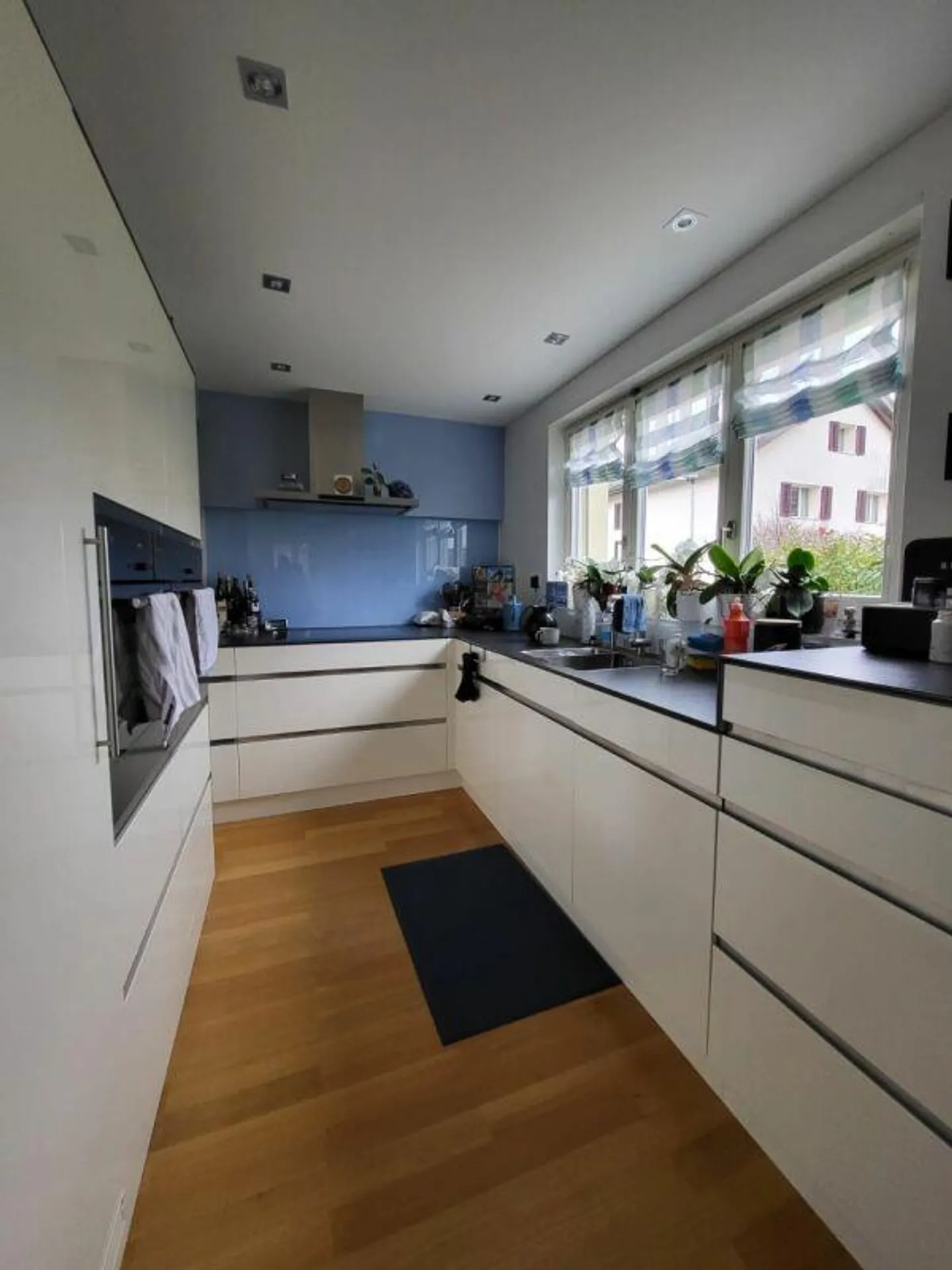 Casa unifamiliare di 6,5 stanze con giardino generoso - Foto 3 di 12