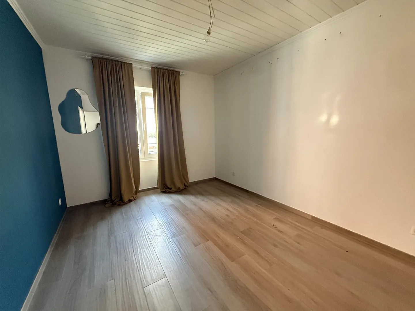 Perfect combination of central location and modern comfort - Photo 3 of 9