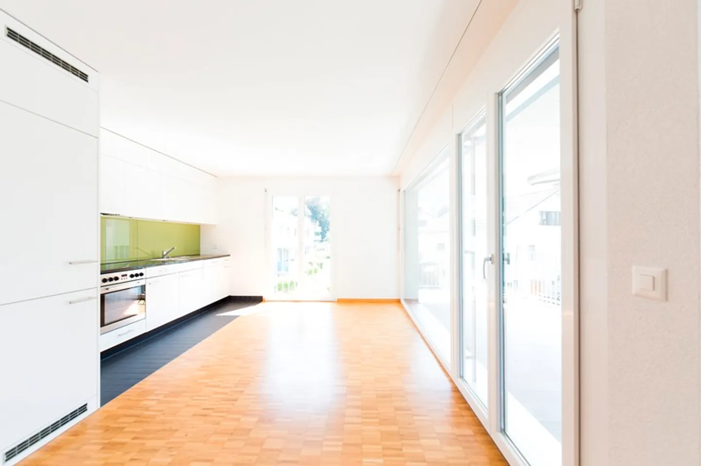 Appartamento moderno al piano terra con bel angolo salotto! - Foto 3 di 9