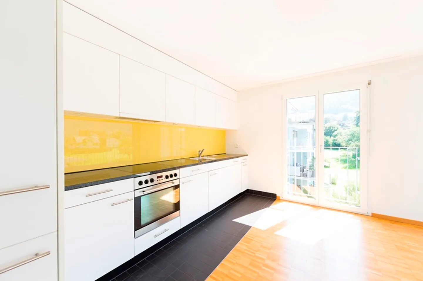 Appartamento moderno al piano terra con bel angolo salotto! - Foto 4 di 9